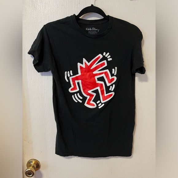 Keith Haring Size S Red Dog T-Shirt - Picture 1 of 3
